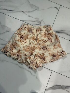 Abercrombie & Fitch Cream Floral Ruffle-Hem Linen and Cotton High-Waist Shorts